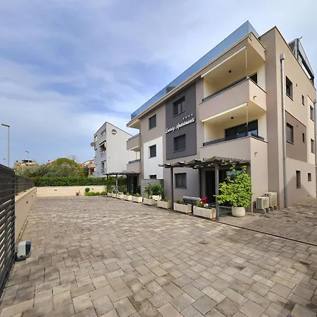 Apartment Luxus No 3 In Mit Balkon I Nähe Altstadt&strand