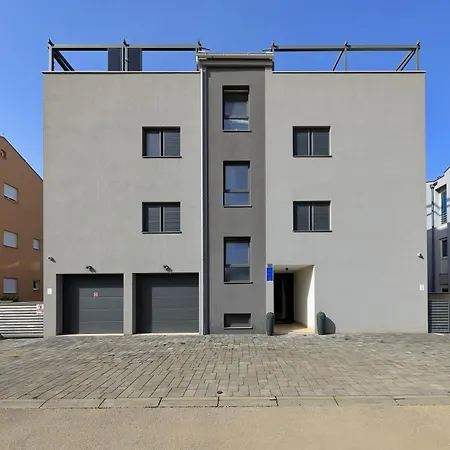 Apartment Luxus No 3 In Mit Balkon I Nähe Altstadt&strand *