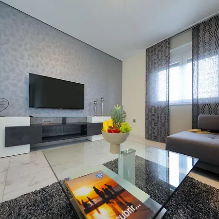 Apartment Luxus No 3 In Mit Balkon I Nähe Altstadt&strand