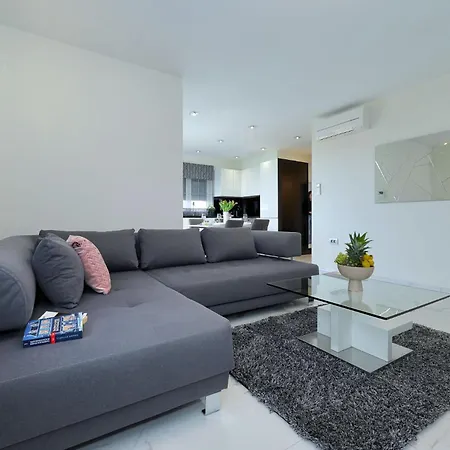 Luxus No 3 In Mit Balkon I Nähe Altstadt&strand Apartment