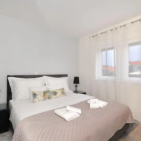 Luxus No 3 In Mit Balkon I Nähe Altstadt&strand * Zadar